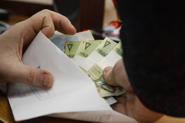 Почти 130 тыс. рублей налогов предъявлено компании такси из Могилева за нарушения законодательства
