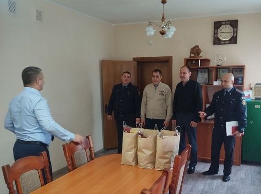 Начальник Кировского РОВД поздравил с праздником многодетных отцов